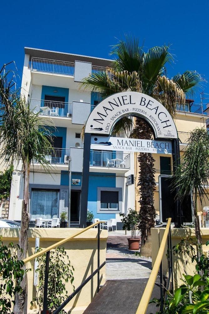 Maniel Beach Hotel Letojanni Eksteriør billede